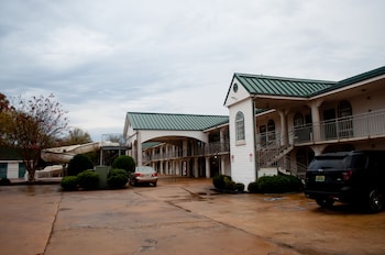 americana inn