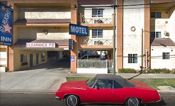 starlight inn valley blvd downtown la