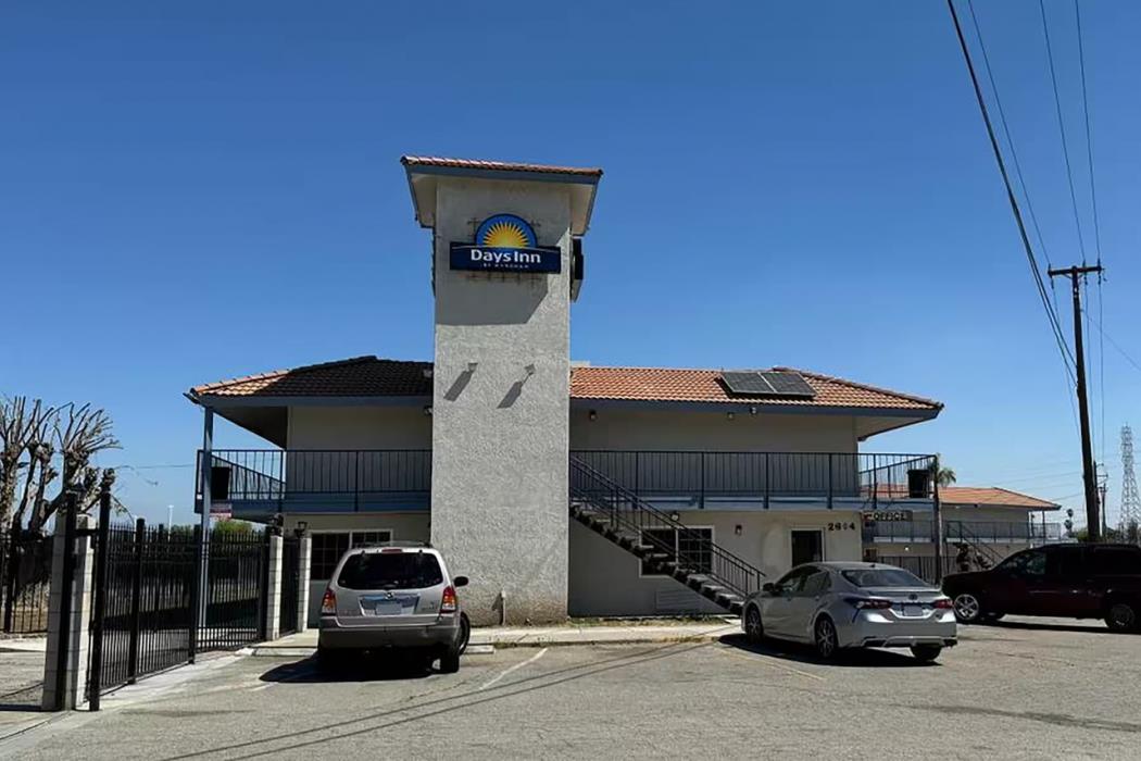 Days Inn By Wyndham Bakersfield,Kern County>>Bakersfield,3 star