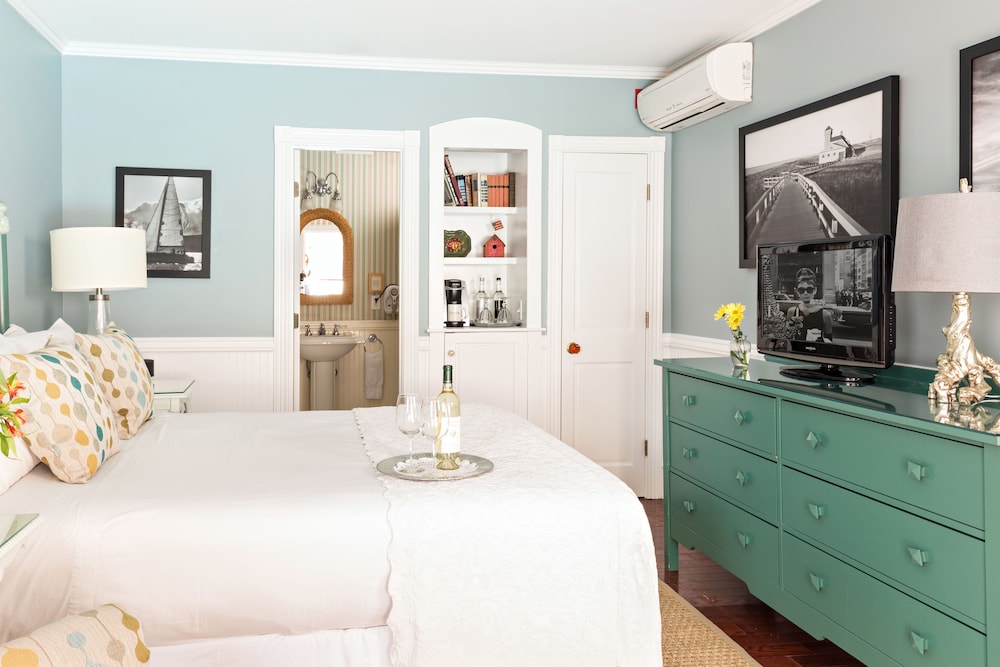 brass key guesthouse adults only