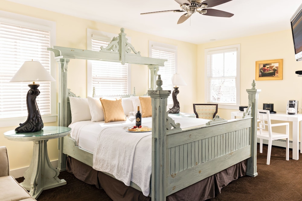 brass key guesthouse adults only