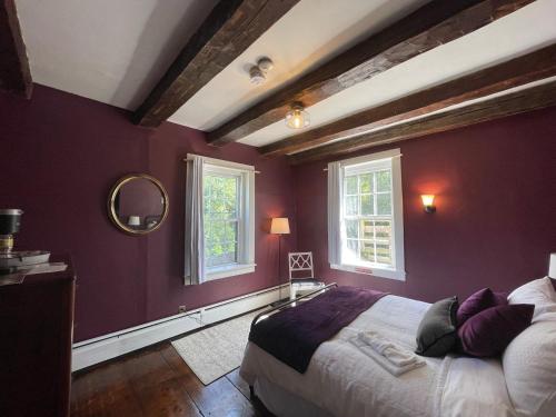 stone hearth inn and eatery