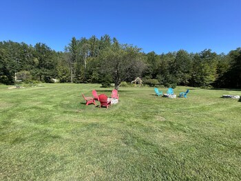 stone hearth inn and eatery