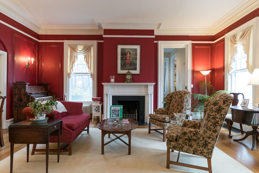 stanton house inn
