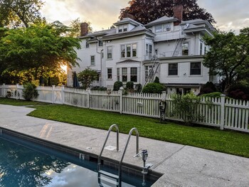 stanton house inn