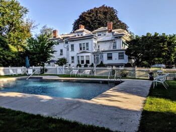 stanton house inn