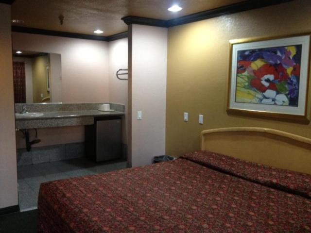 all 8 motel