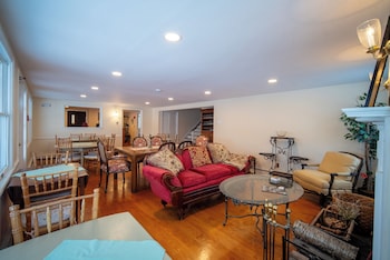 cooper hill inn