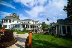 The Lakehouse Inn,Ashtabula County>>Ashtabula,4 star