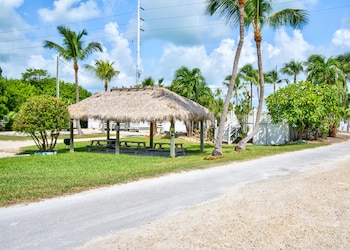 bonefish bay motel