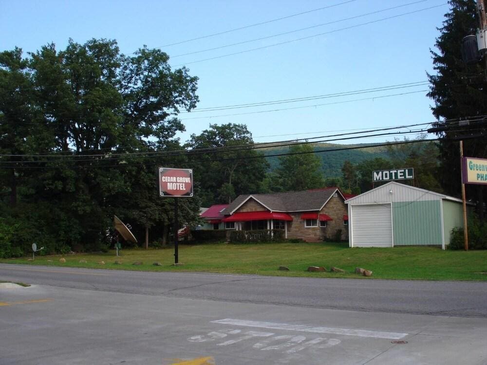 Cedar Grove Motel,Logan Township>>Altoona,3 star