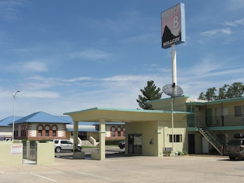 motel 8 willcox