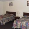 deluxe inn palacios