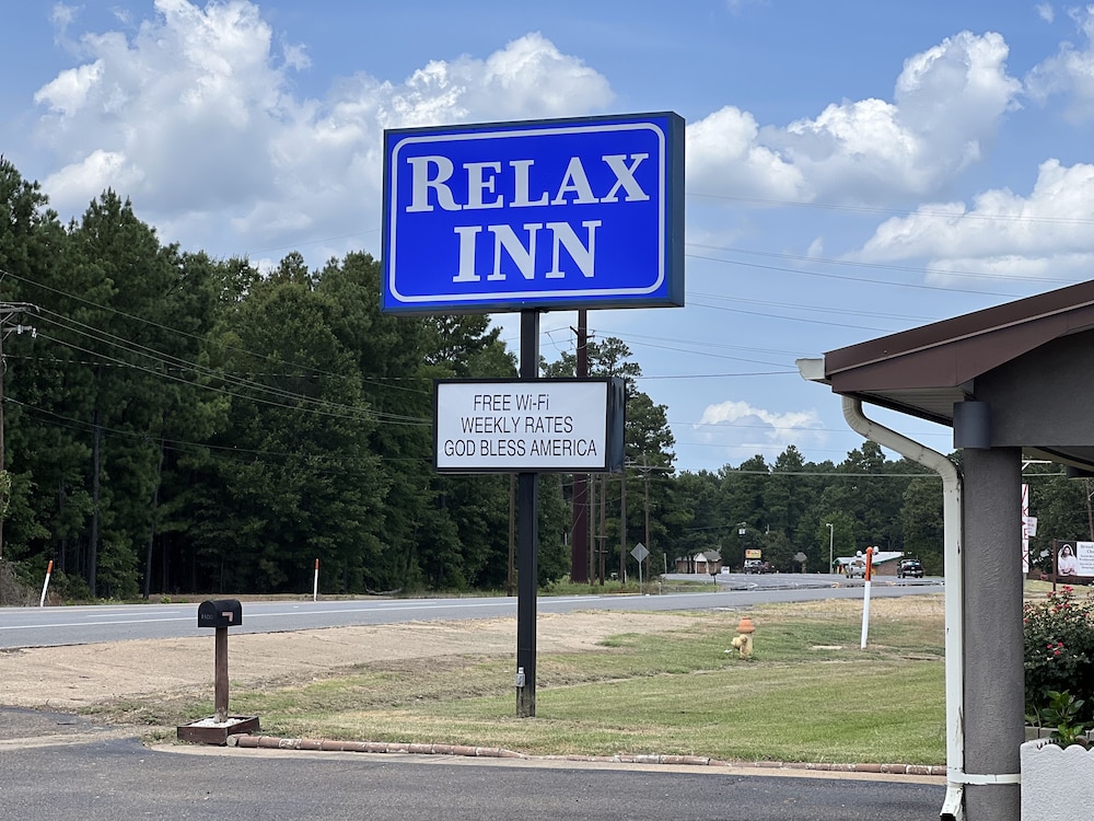 relax inn