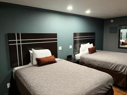 relax inn