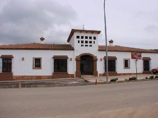 apartamentos turisticos hostal los alisos