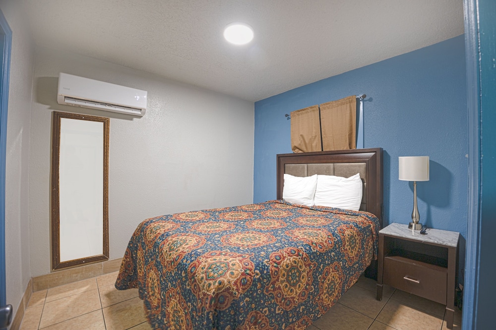 aladdin motel by oyo merritt island