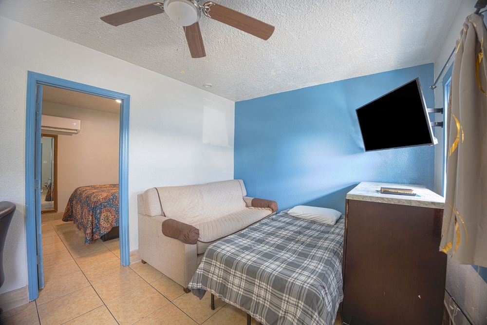 aladdin motel by oyo merritt island