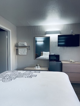 century 21 motel