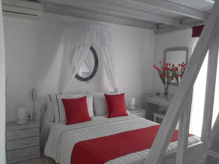 kiklamino studios and apartments