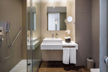 jupiter marina hotel couples and spa