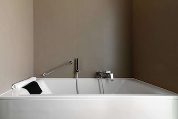 jupiter marina hotel couples and spa