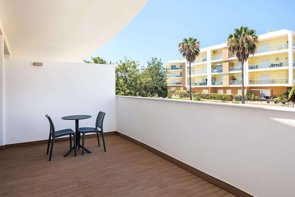 jupiter marina hotel couples and spa