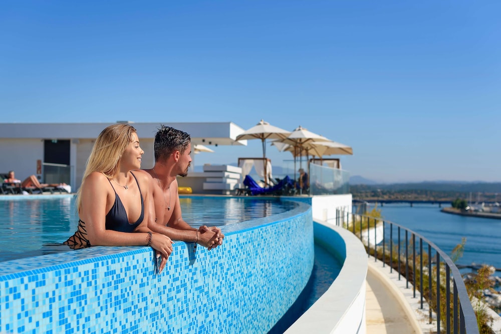 Jupiter Marina Hotel - Couples & Spa,Monchique>>Algarve,4 star