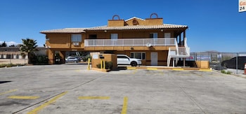 economy inn victorville
