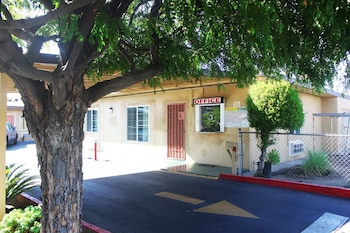 Royla Motel,Los Angeles>>La Verne,2 star