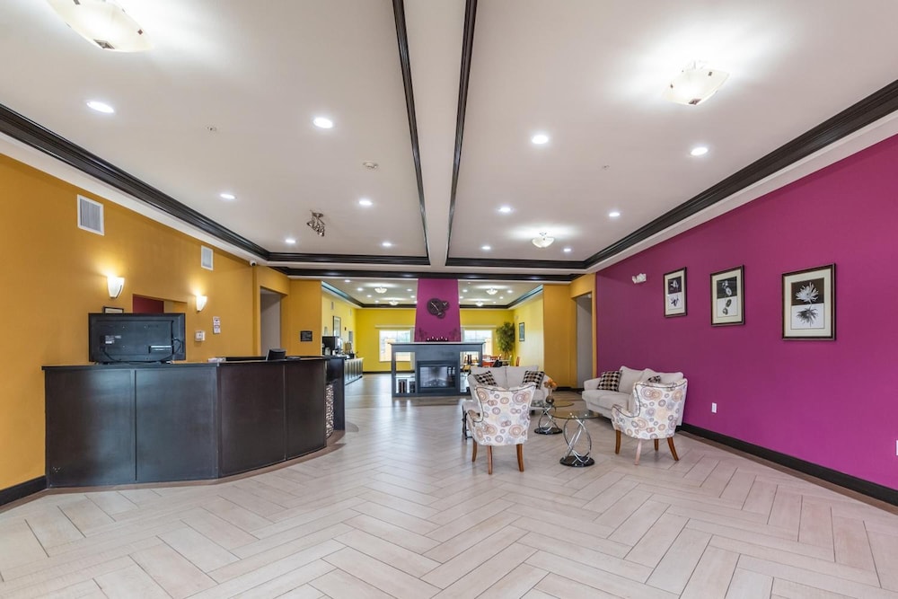 residency suites cotulla