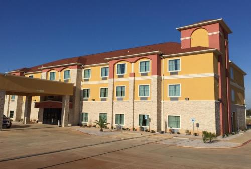 residency suites cotulla