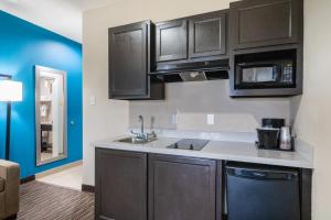 residency suites cotulla