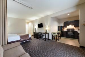 residency suites cotulla