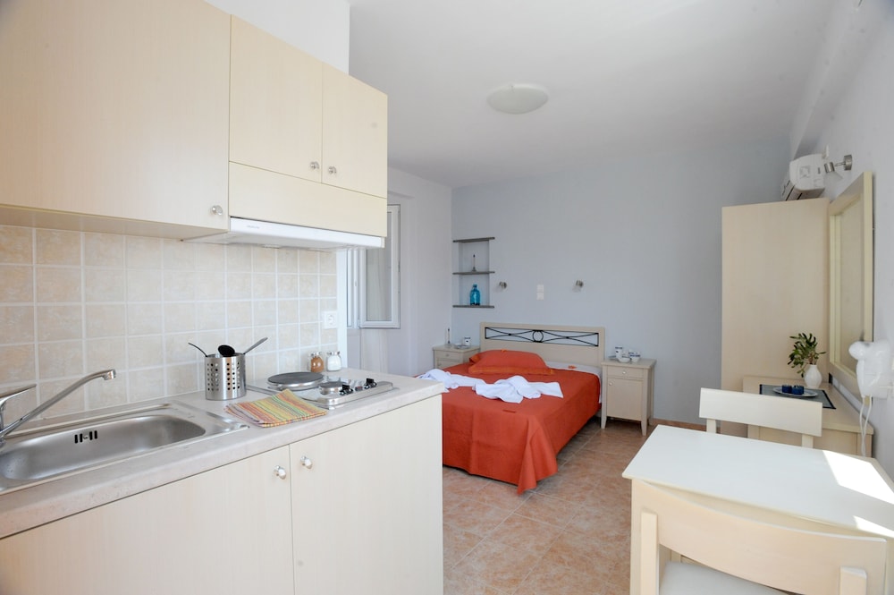 aigaio studios tinos