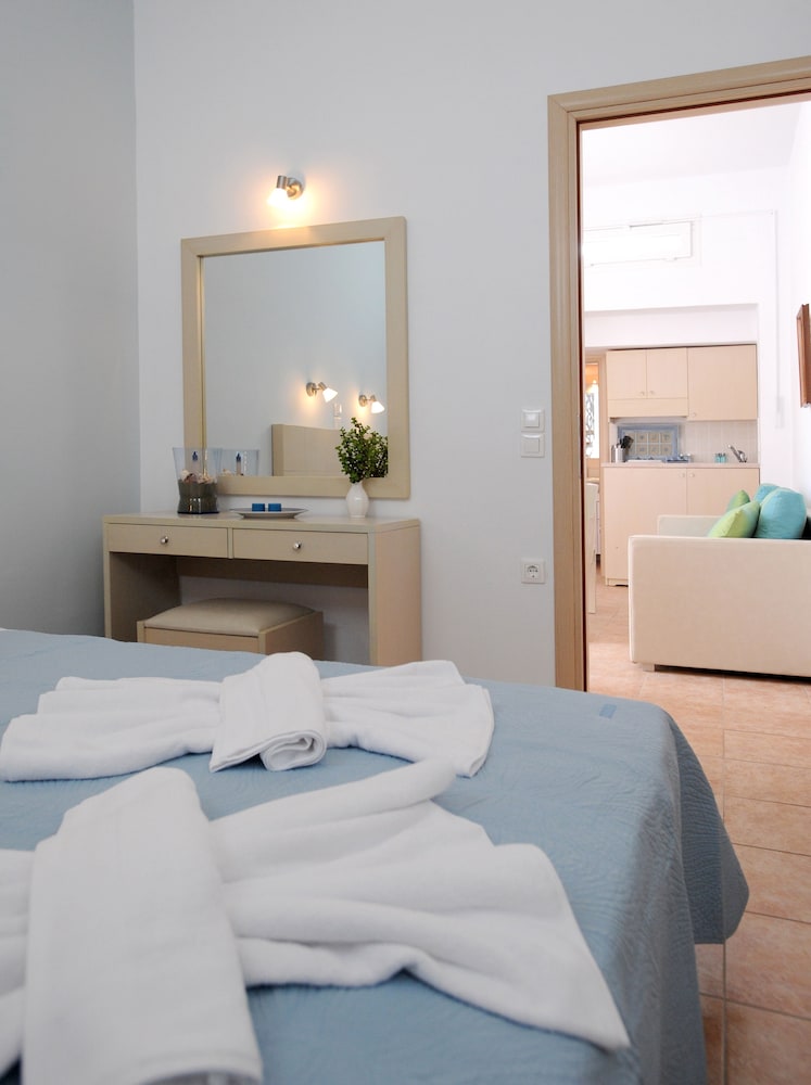 aigaio studios tinos