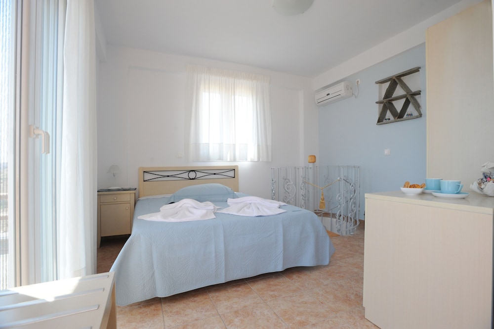 aigaio studios tinos