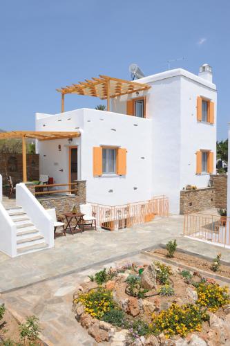 tinos