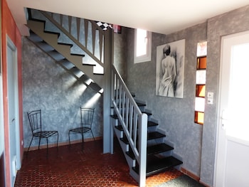 la colline aux yeux doubs