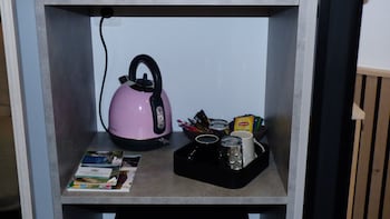 la colline aux yeux doubs