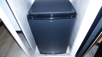 la colline aux yeux doubs