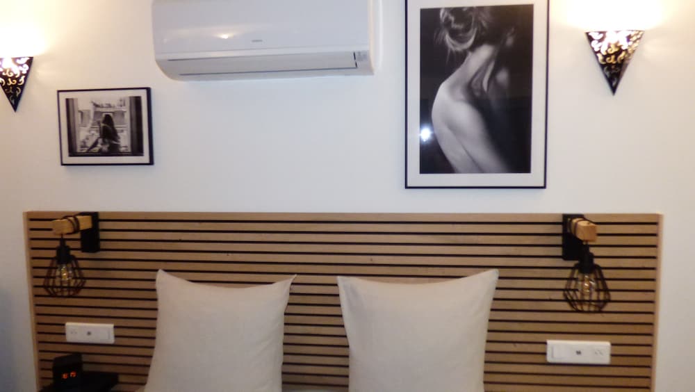 la colline aux yeux doubs