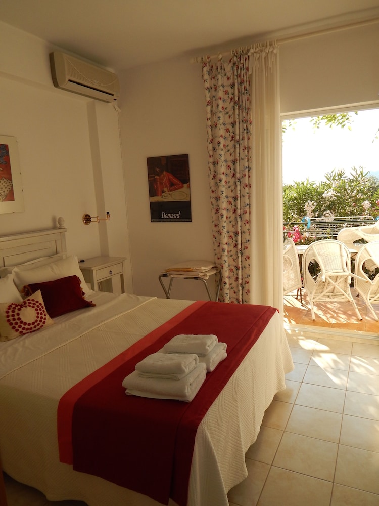 palmina mare villa and studios