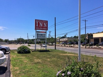 wickford motor inn