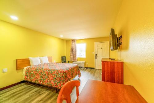 Regency Inn By Oyo Rockdale Tx,Rockdale>>Liberty Hill,2 star