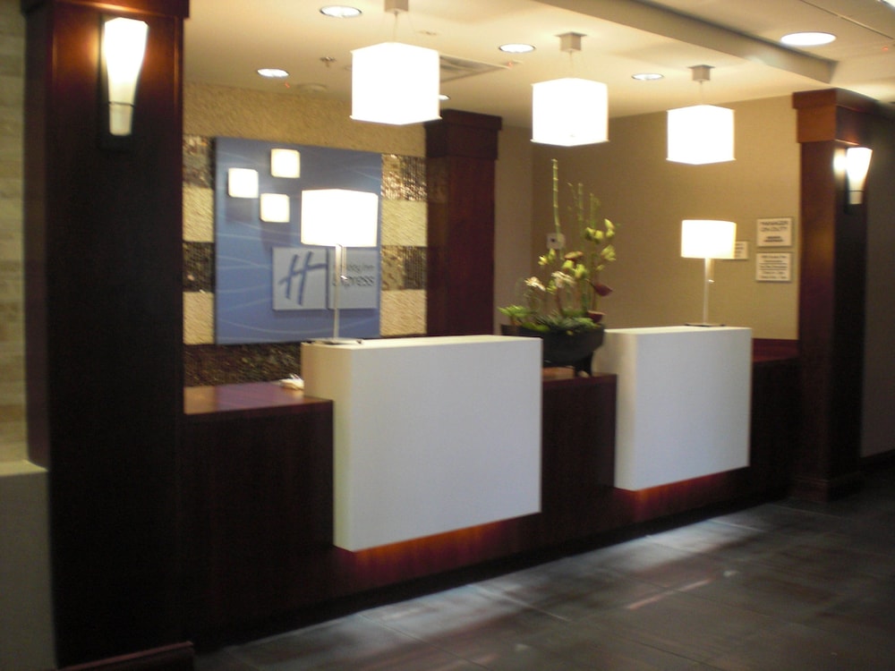 holiday inn express hotel and suites atlanta cumming by ihg