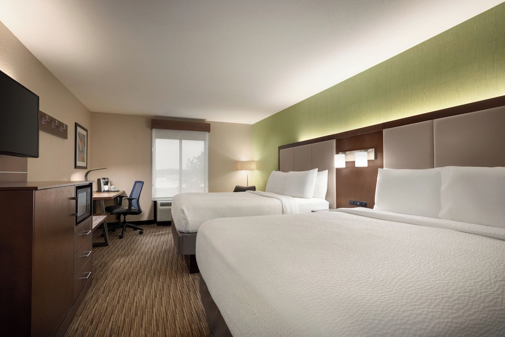 holiday inn express hotel and suites atlanta cumming by ihg