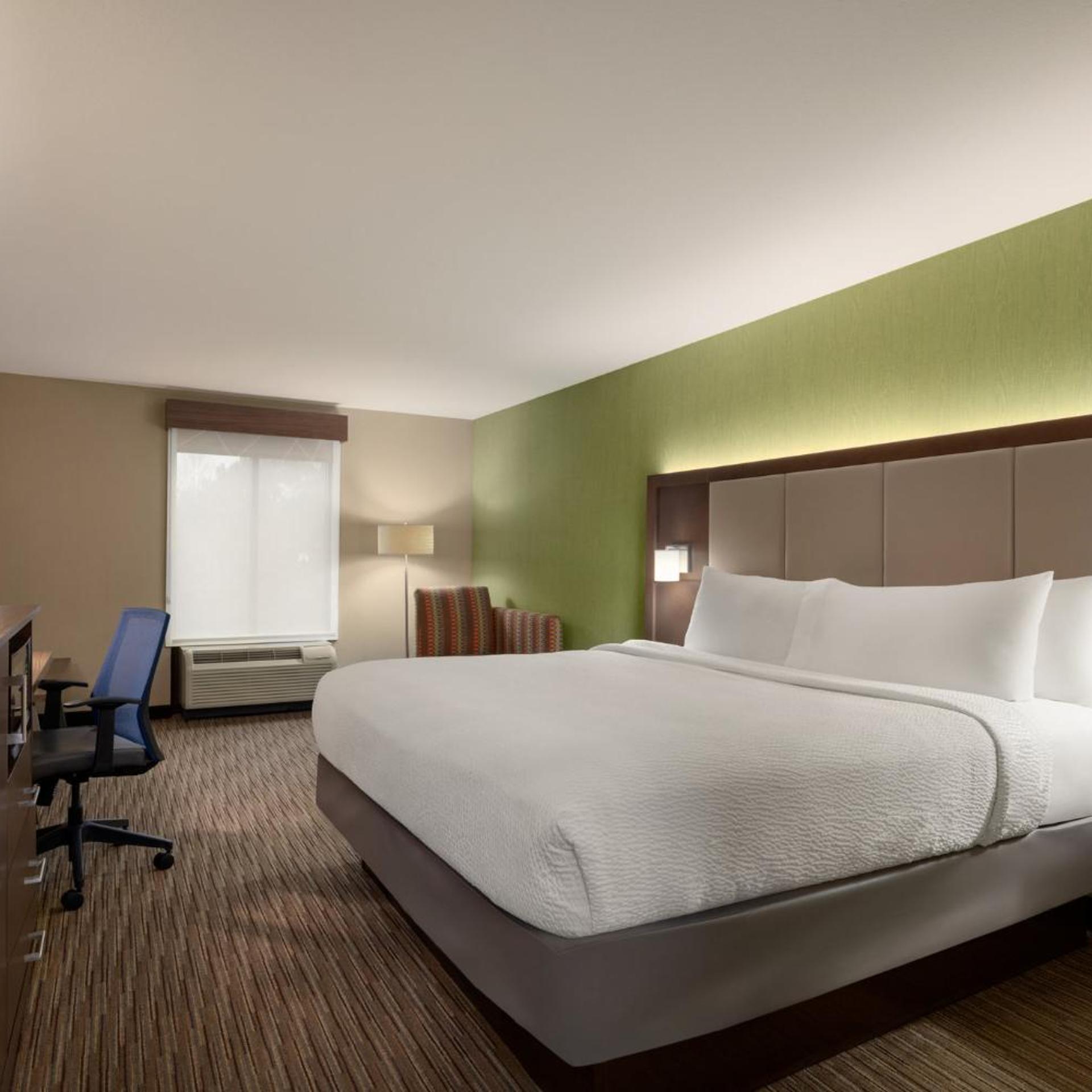 holiday inn express hotel and suites atlanta cumming by ihg