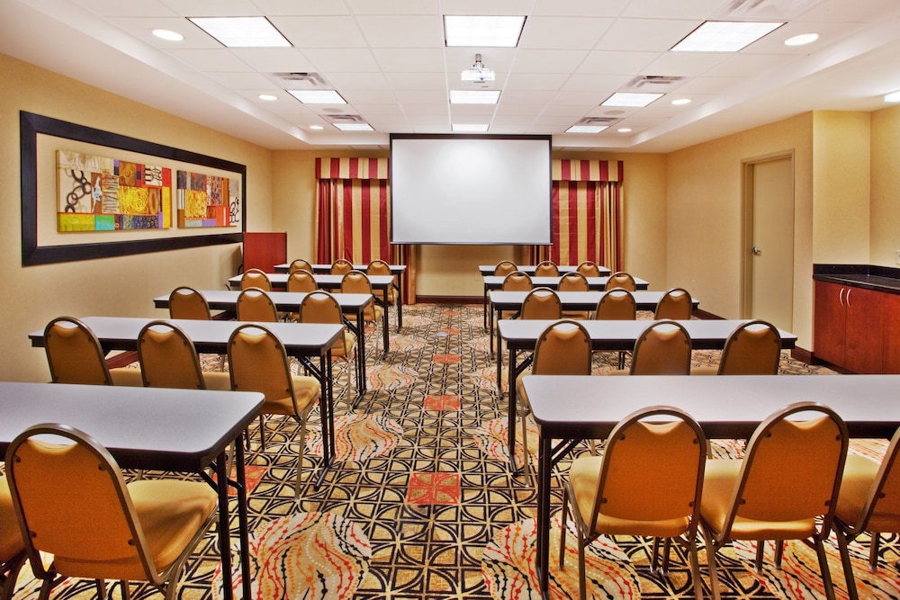 holiday inn express hotel and suites atlanta cumming by ihg