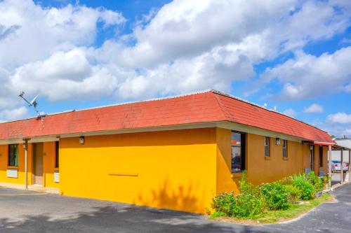 budget inn by oyo edinburg hwy 281
